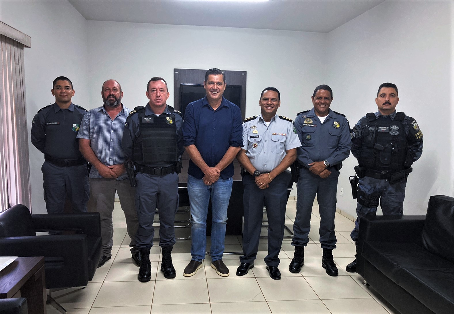 CÂMARA É REPRESENTADA NA PASSAGEM DE COMANDO EM NOVA MUTUM