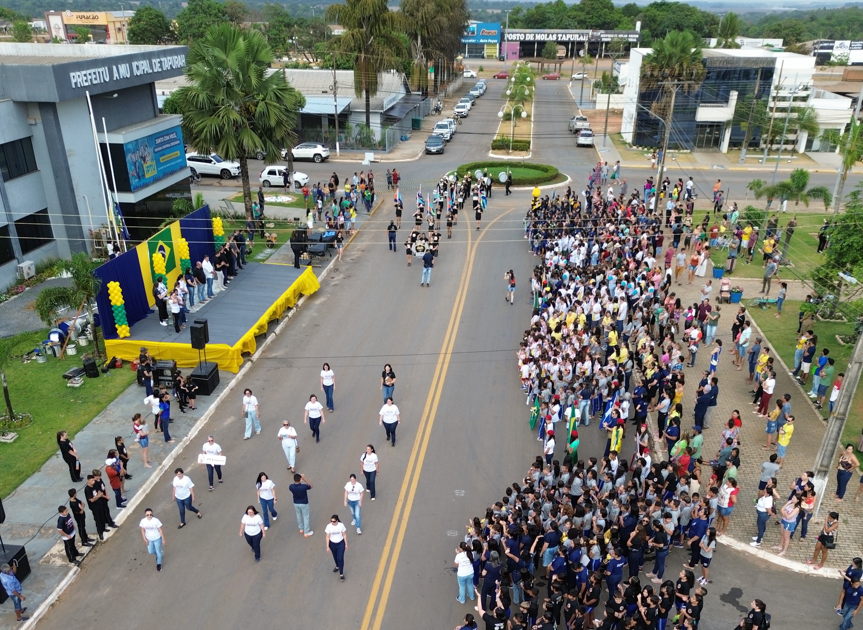 MUNICÍPIO REALIZA DESFILE CÍVICO EM COMEMORAÇÃO AO DIA DA INDEPENDÊNCIA 