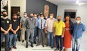 VEREADORES E MEMBROS DO CONSELHO DE SEGURANÇA DO MUNICÍPIO VISITAM INSTALAÇÕES DA POLICIA CIVIL DE LUCAS DO RIO VERDE 