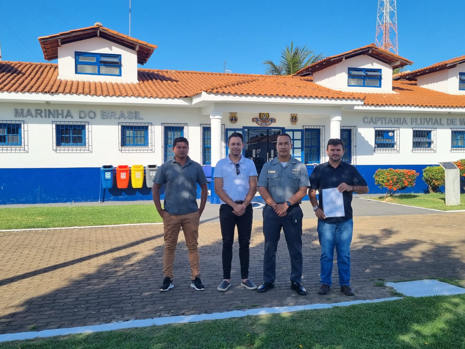 VEREADORES REALIZAM CONVITE A MARINHA PARA O FESTIVAL DE PESCA